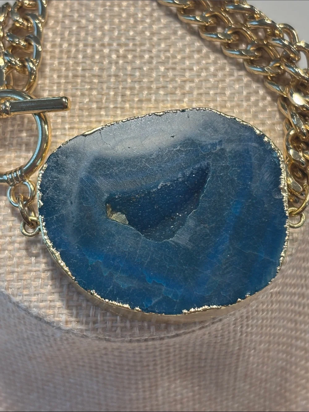 Gold Chain Bracelet with Blue Agate Slice